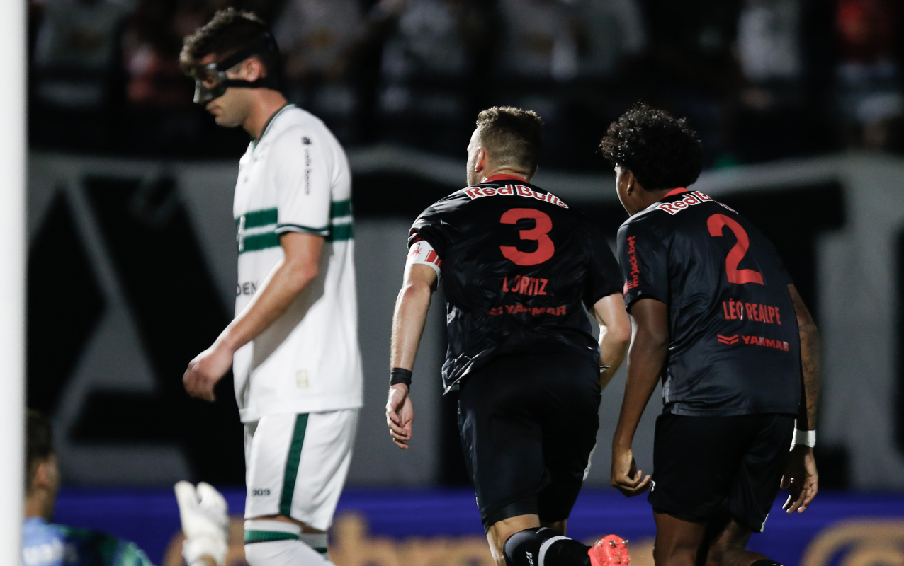 Não foi a primeira vez: relembre outra goleada do Bragantino sobre o  Flamengo, bragantino